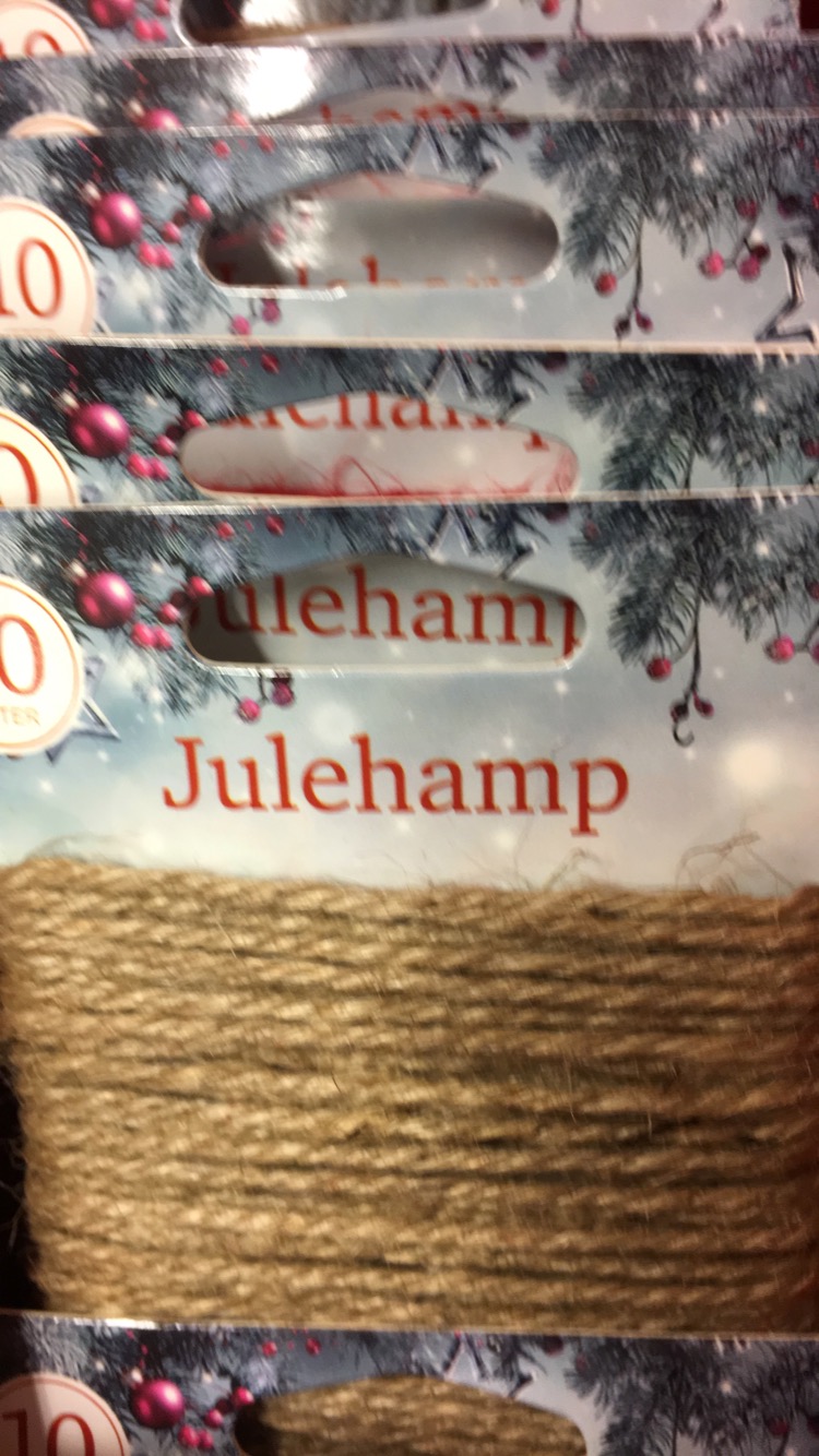 8FD64231-3AAA-487A-AA96-028A736702F0